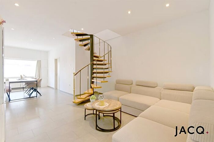 Stationsstraat, NIEL : Maison 3 pièces à vendre