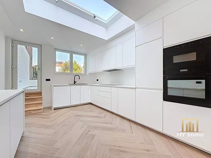 Maison 10 pièces à vendre - JULES SERMONSTRAAT, SintPietersLeeuw