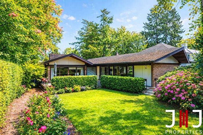 Avenue des Perdrix, Kraainem : Maison 5 pièces à vendre