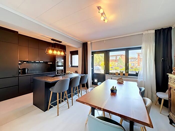 Maison 3 pièces à Steentjeslaan, Kontich, à vendre
