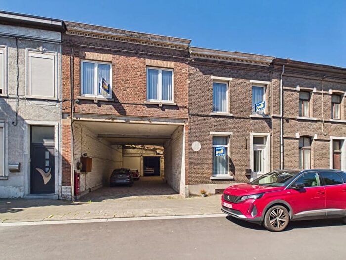 Maison 6 pièces à vendre - Rue des Forgerons, La Louvière