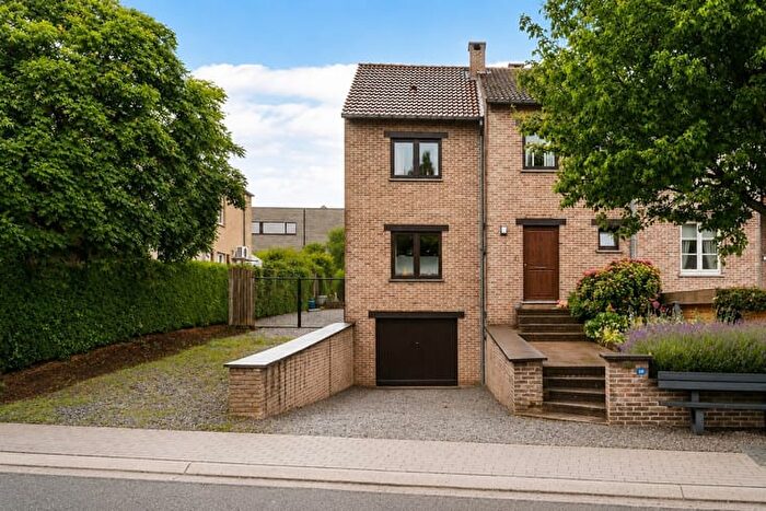 Maison 4 pièces à Maastrichterstraat, Riemst, à vendre
