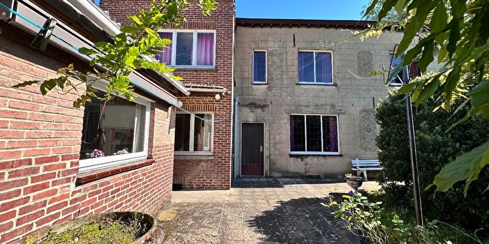 Hasseltsesteenweg, Tongeren : Maison 3 pièces à vendre