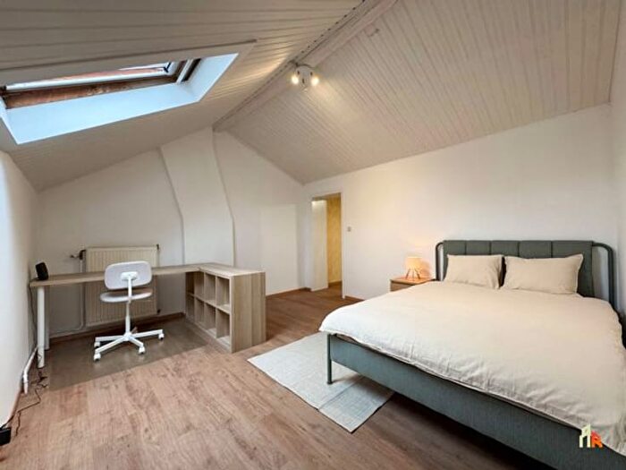 Appartement 1 pièce à Rue du Pommier, Liège, à louer