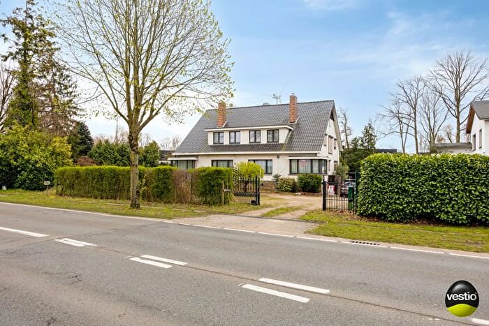 Genkersteenweg, Hasselt : Maison 15 pièces à vendre