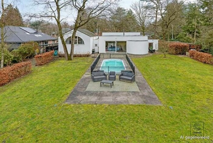 Maison 6 pièces à vendre à Sint Jobsesteenweg, Brasschaat