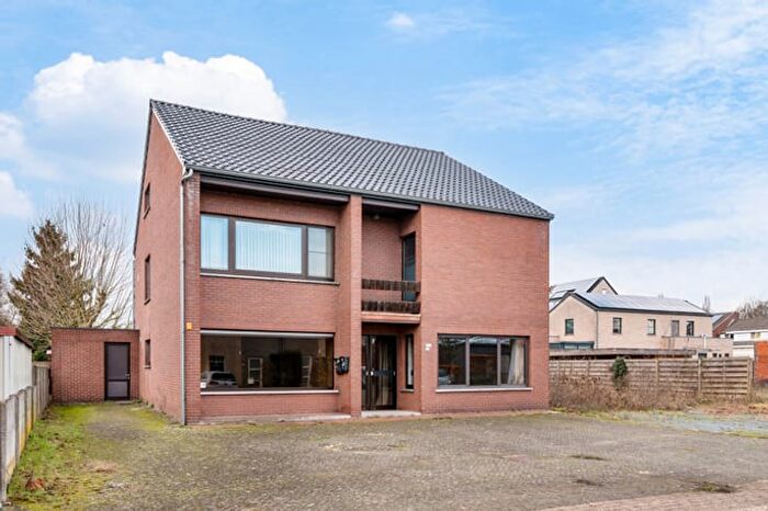 Kerkweg A, Lommel - Appartement 6 pièces à vendre