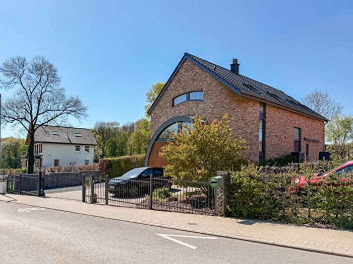 Maison 4 pièces à vendre - Emmaburgerweg, Hergenrath