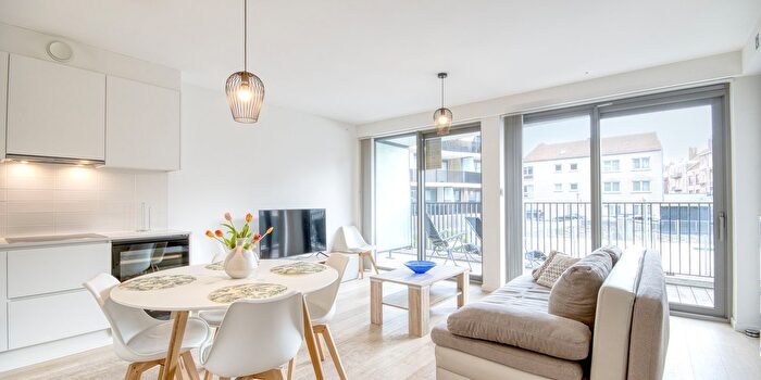 Troonstraat, Mariakerke : Appartement à vendre
