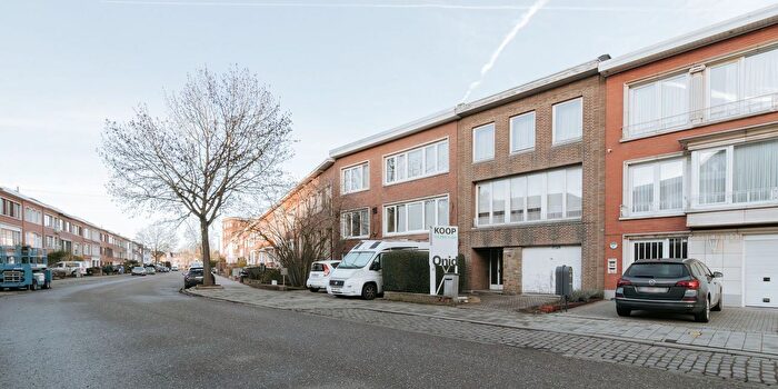 Ertbruggelaan, Deurne : Maison 2 pièces à vendre