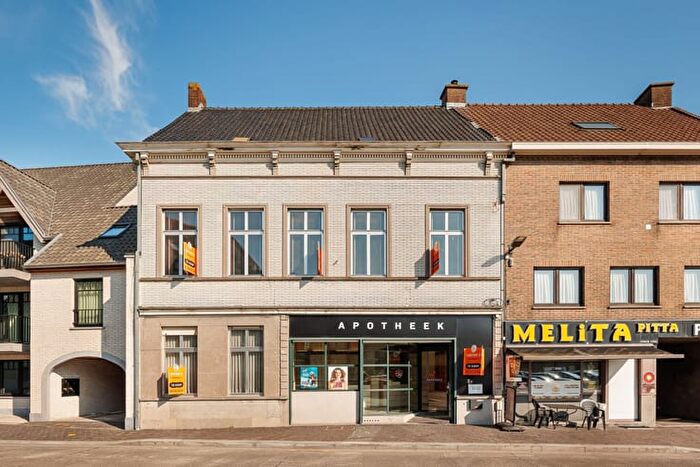 Maison 5 pièces à Markt, KRUISEM, à vendre