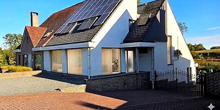 Maison 4 pièces à Oudenaardsestraat A, Zegelsem, à vendre