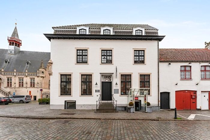 Maison 5 pièces à vendre à Kerkstraat, Damme