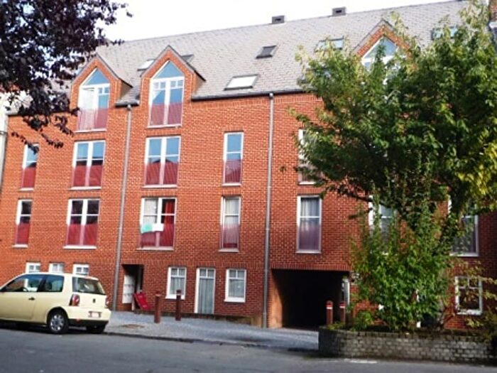 Appartement 1 pièce à louer à Avenue de SaintPierre