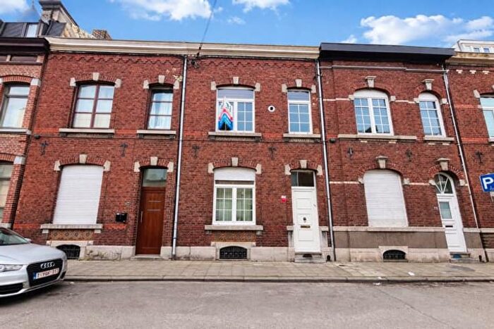 Maison 4 pièces à Rue Alfred de Borre, Seraing, à vendre