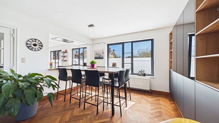 Rue Gérard de Cambrai A, FLORENNES - Maison 4 pièces à vendre