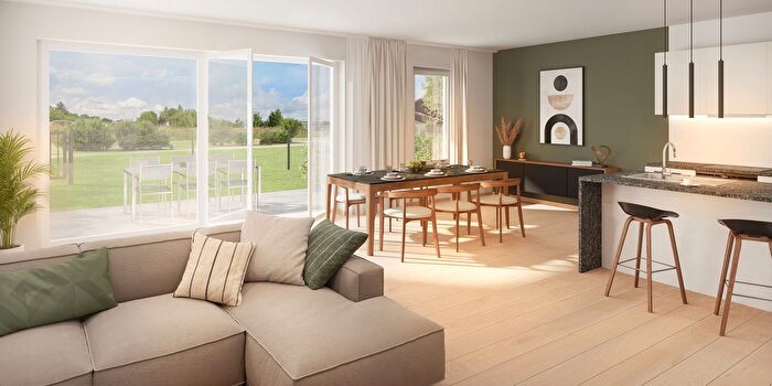 Rue des Noirs Talons, CourtSaintEtienne : Appartement 1 pièce à vendre