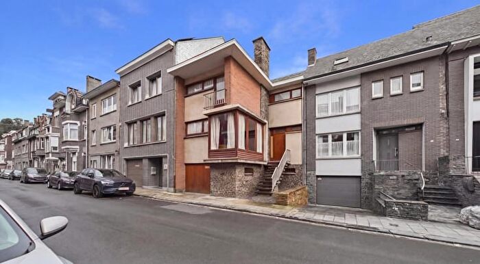 Maison 4 pièces à vendre - Rue Lambin, JAMBES