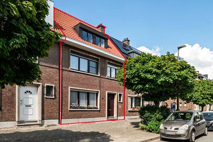Maison 4 pièces à Paul van Ostaijenlaan, Antwerpen, à vendre