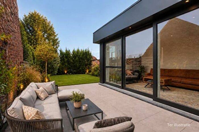 Maison 6 pièces à Kerkstraat, Ninove, à vendre