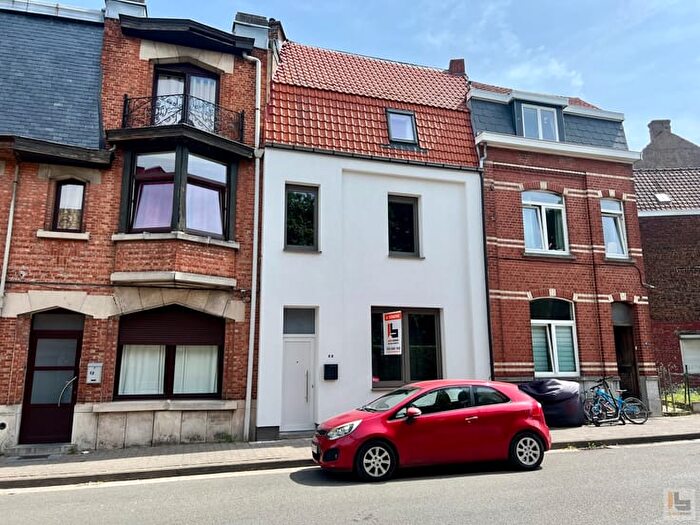 Jan van Nassaustraat, Ronse : Maison 12 pièces à vendre