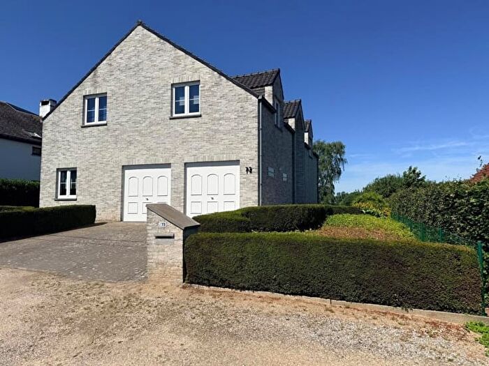 Molenstraat, HUMBEEK - Maison 4 pièces à vendre