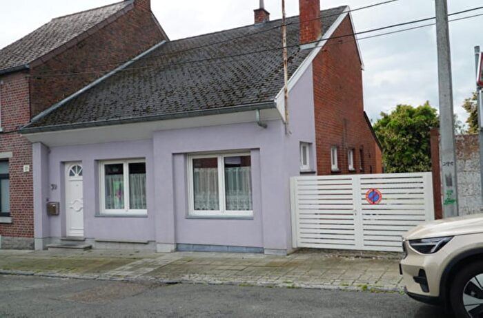 Maison 2 pièces à Rue Traversière, WASMES, à louer