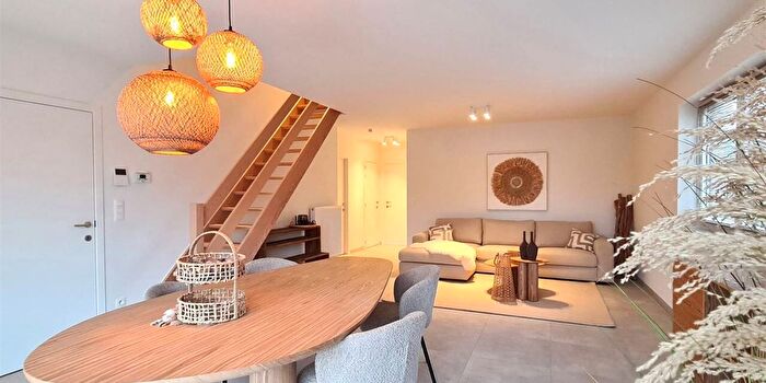 Rue Provinciale, Celles - Appartement 3 pièces à vendre
