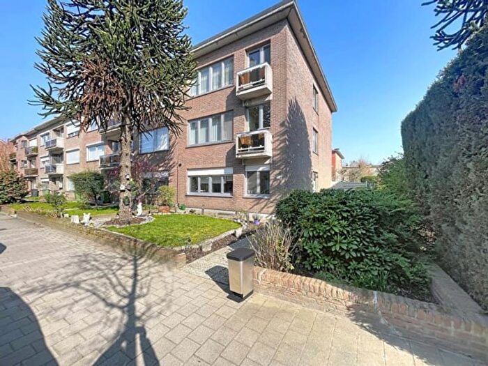 Maison 6 pièces à vendre à Hollebeekstraat, Antwerpen Hoboken