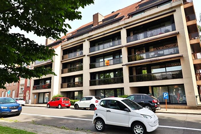 Appartement 2 pièces à louer à Koningin Elisabethlaan, KORTRIJK
