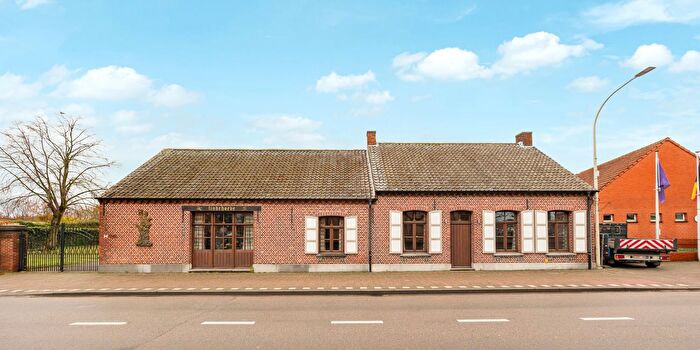Maison 4 pièces à vendre - Kerkstraat, Zoersel