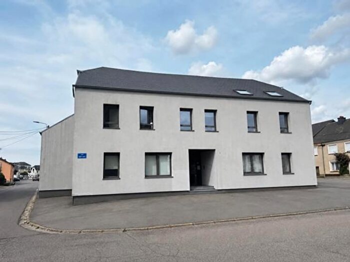 Place Saint Roch, Habay : Appartement 2 pièces à vendre