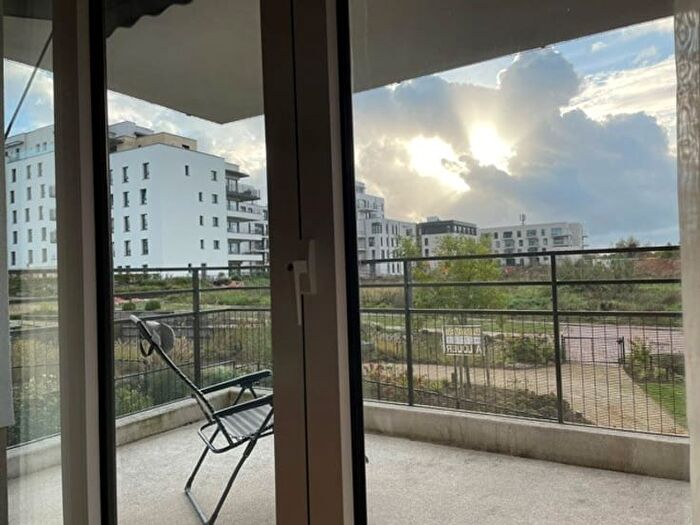 Avenue De Tchéquie, Brainel'Alleud : Appartement 4 pièces à louer