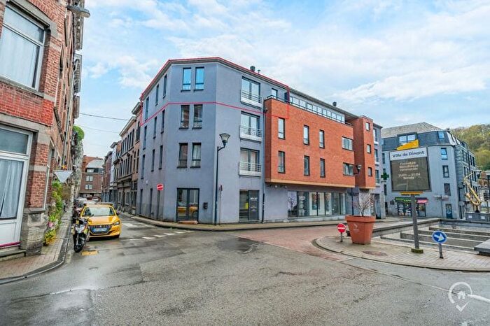 Appartement 3 pièces à Rue SaintJacques, Dinant, à vendre