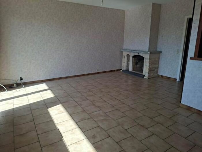 Rue du Centre, Ciney : Appartement 2 pièces à vendre