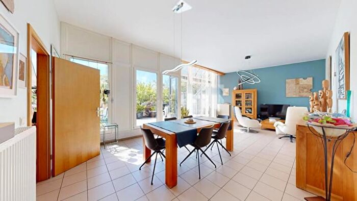 Rue Renardi, Liège : Appartement 3 pièces à vendre