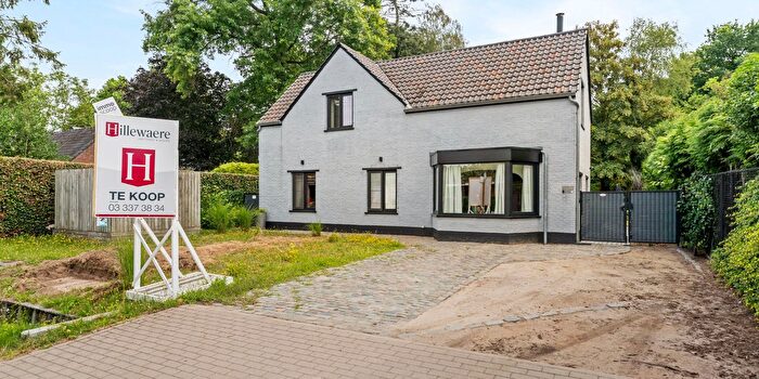 Maison 4 pièces à Krimveldweg, Zoersel, à vendre