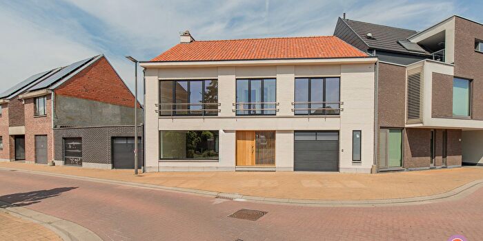 Maison 4 pièces à vendre à Livien van der Looystraat, SintAmands