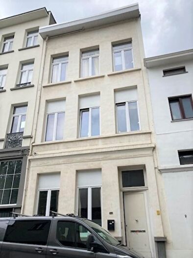 Appartement 6 pièces à louer à Harmoniestraat, Antwerpen