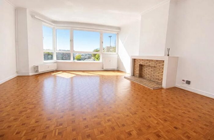 Appartement 8 pièces à vendre à RUE HOCHEPORTE, Liège
