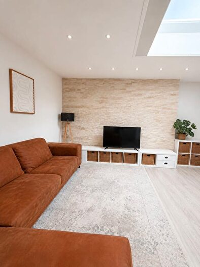 Ruisbroeksesteenweg, SintPietersLeeuw - Maison 3 pièces à vendre