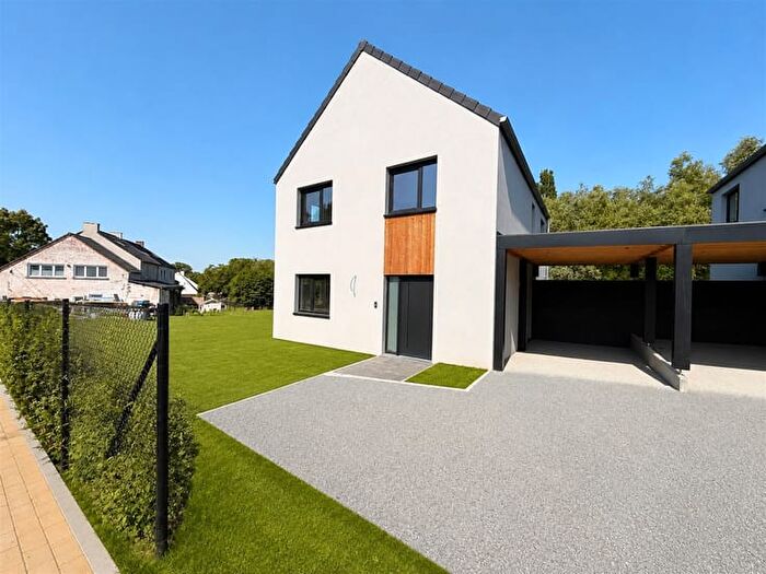 Maison 4 pièces à vendre - Rue du Vieux Chemin, SartDamesAvelines