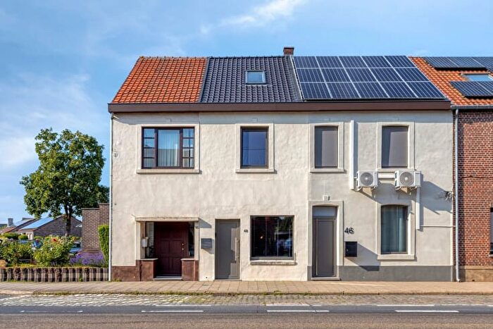 Maison 2 pièces à vendre à Koningin Astridlaan, MAASEIK