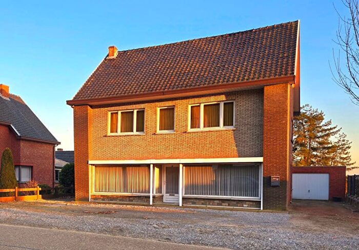 Maison 15 pièces à vendre - Schalbroekstraat, Lummen