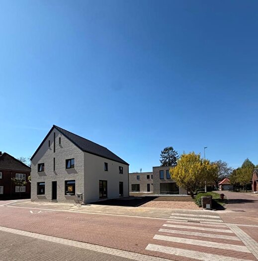 Voorshoventerweg, NEEROETEREN - Maison 4 pièces à vendre