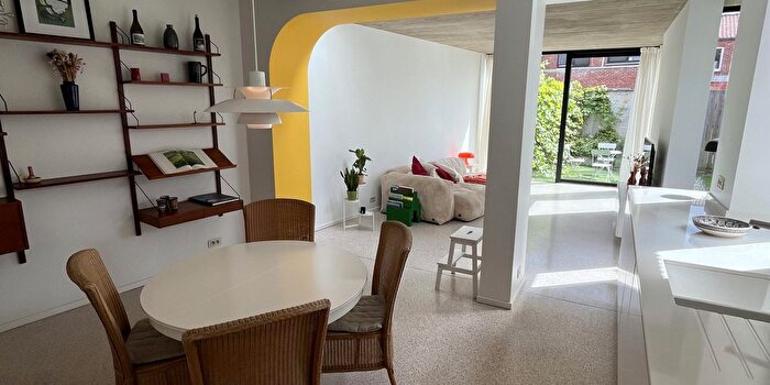 Maison 5 pièces à vendre à Vooruitzichtstraat, Hasselt