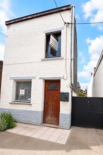 RUE DE LA BAILLE A, Souvret : Maison 8 pièces à vendre