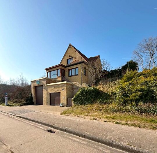 Maison 12 pièces à Kinderlaan, Oostduinkerke, à vendre