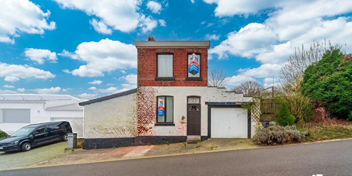 Maison 2 pièces à Route Napoléon, IvozRamet, à vendre