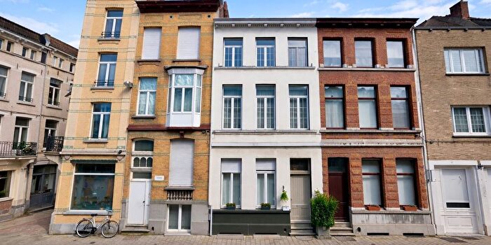 Maison 4 pièces à vendre à Moonsstraat, Antwerpen